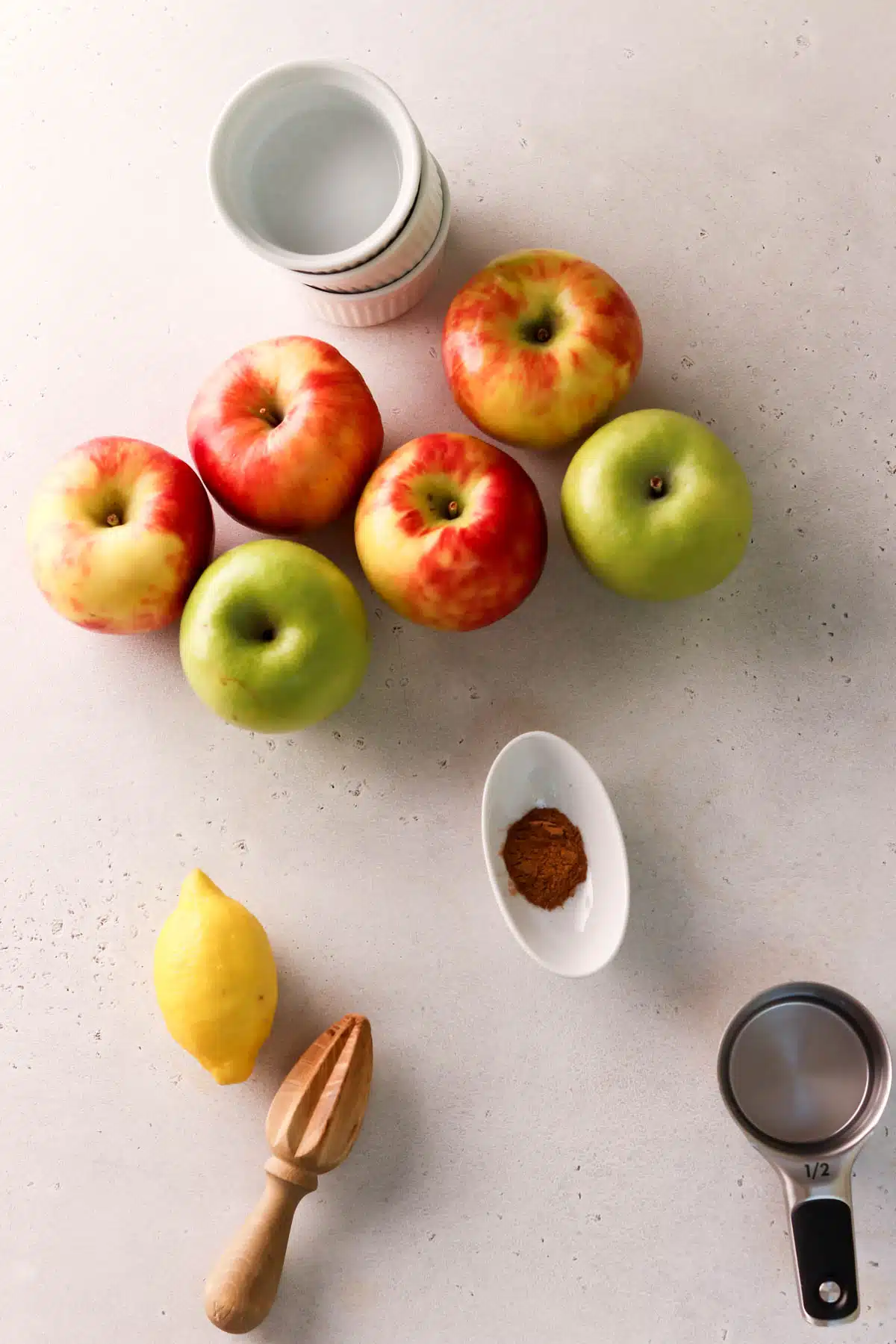 fresh apples, lemon, cinnamon